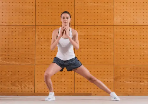 Quadricep-Exercise-For-Runners-Side-Lunge